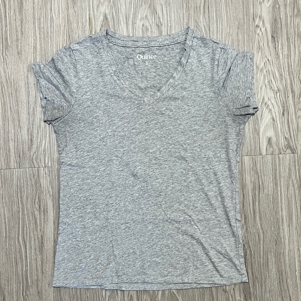 Quince Heather Gray V-Neck Tee